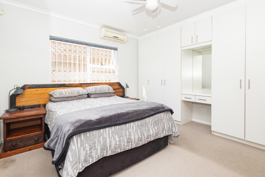 3 Bedroom Property for Sale in The Crest Western Cape